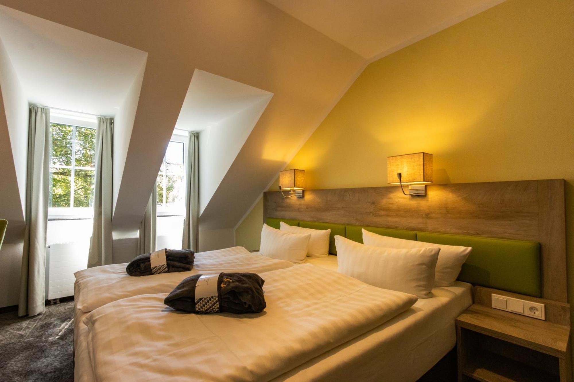 Berg & Spa Hotel Gabelbach 伊尔梅瑙 外观 照片